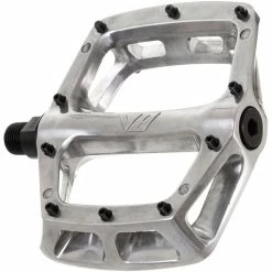 DMR V8 Flat Pedal, Polished Silver