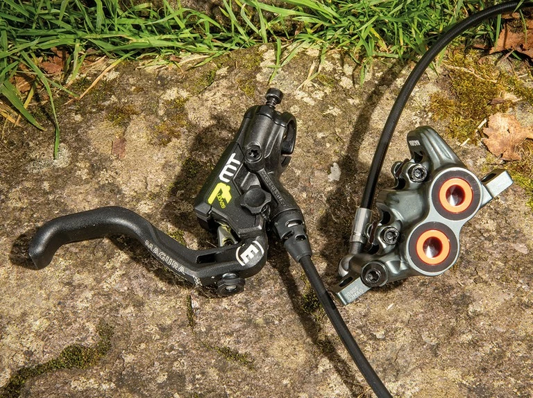 Magura Verkäufe 22 Magura Verkäufe -Magura Verkäufe Magura MT 7 Pro 01 9006734